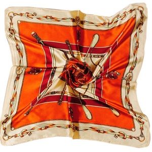 NEW, Le Seda 'CHAIN & HORSE SHOES' SCARF